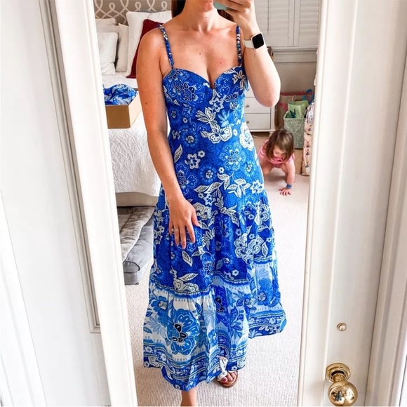 Farm Rio Full Of Flowers Sweetheart Midi Dress - Picture 2 of 8